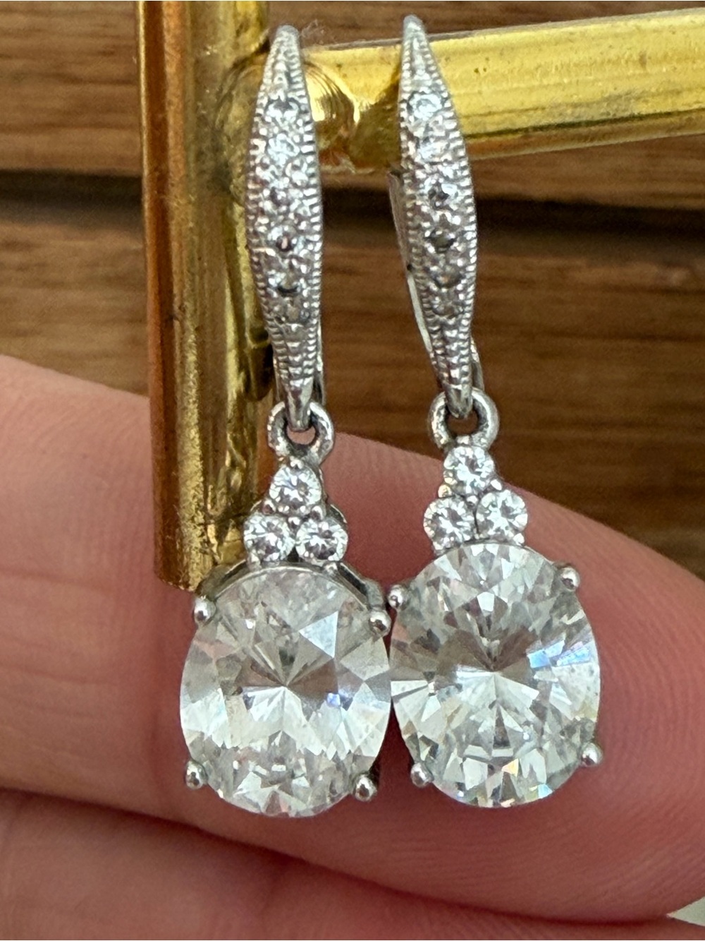 NARDI oval drop dangle earrings
